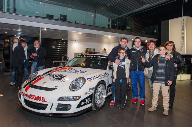 004 presentacion ares racing 37